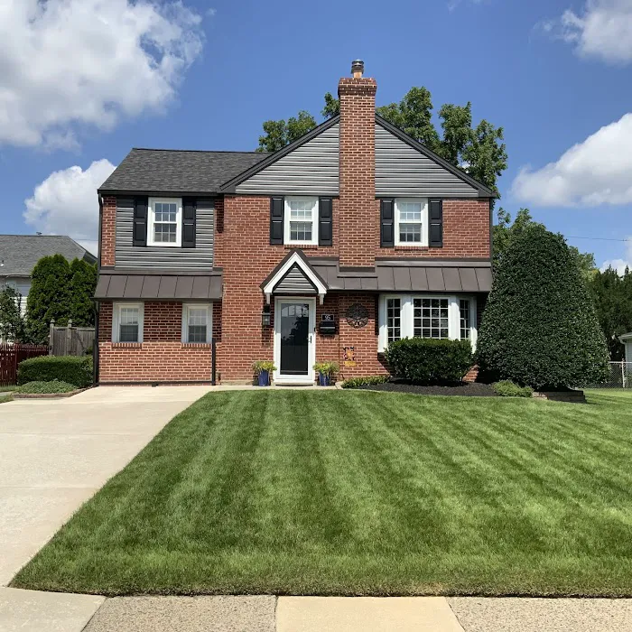 Hillcrest Roofing & Siding Picture 3