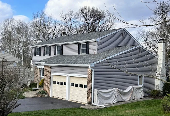Hillcrest Roofing & Siding Picture 5