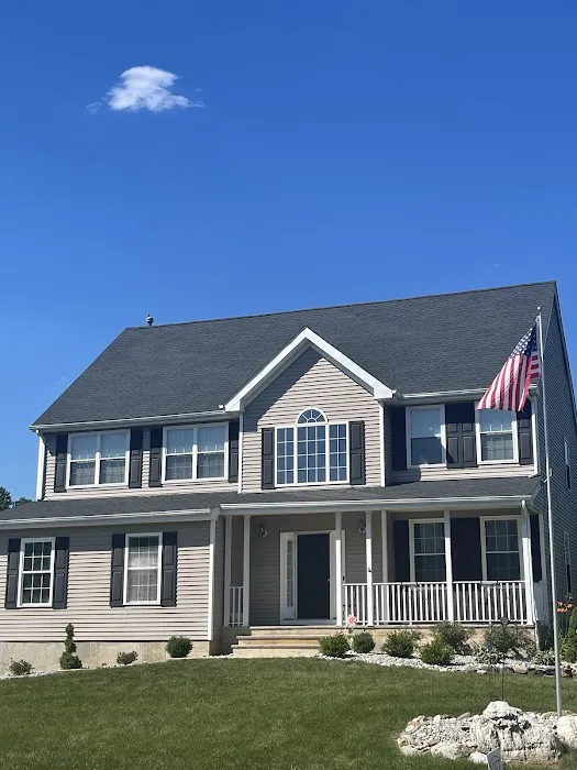MNT Roofing & Siding Picture 5