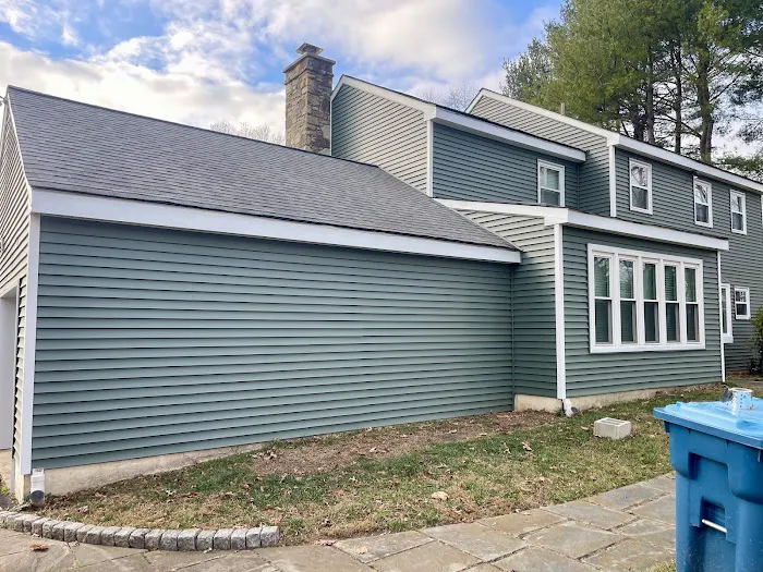 Cedar Creek Roofing & Siding Inc Picture 7
