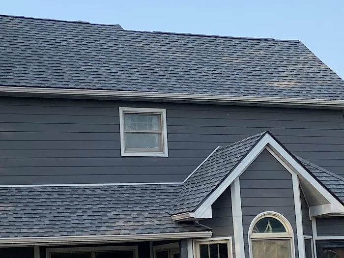 Cedar Creek Roofing & Siding Inc Picture 6