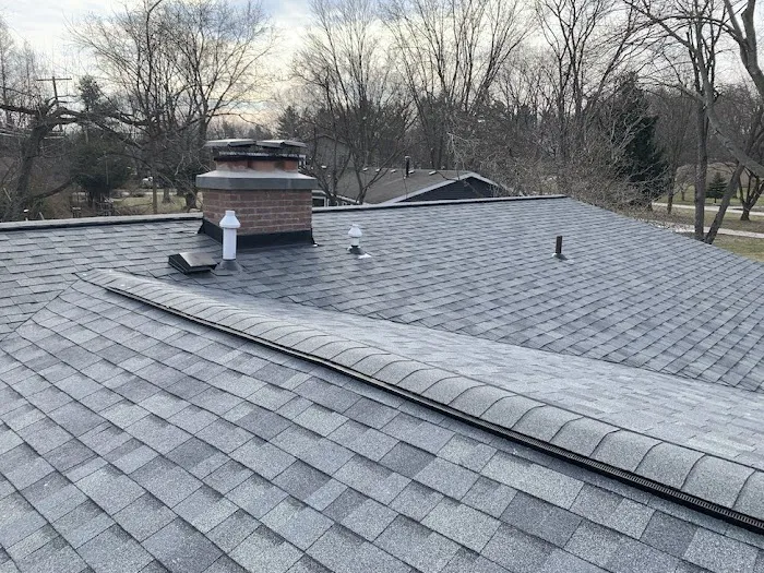 Splendor Roof Repair and Installation Picture 3