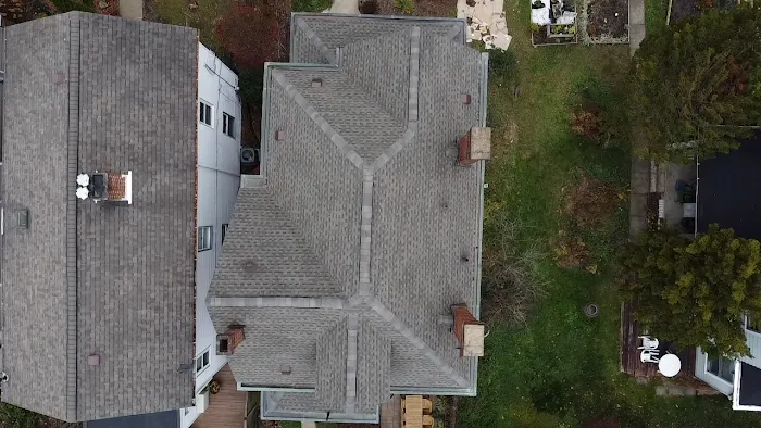 Saints Roofing and Construction Picture 5