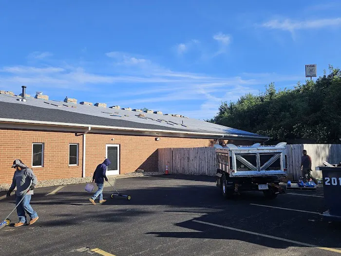 Henderson Roofing & Construction Picture 3