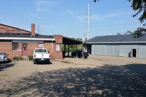 Auto Service Center