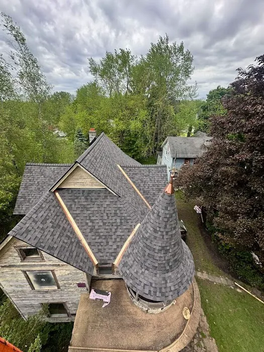 Lakeside Roofing & Contracting Picture 8