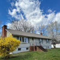 McGlothlin Roofing LLC ico