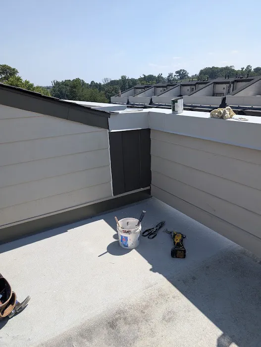 RIVERA ROOFING & RENOVATIONS Picture 8