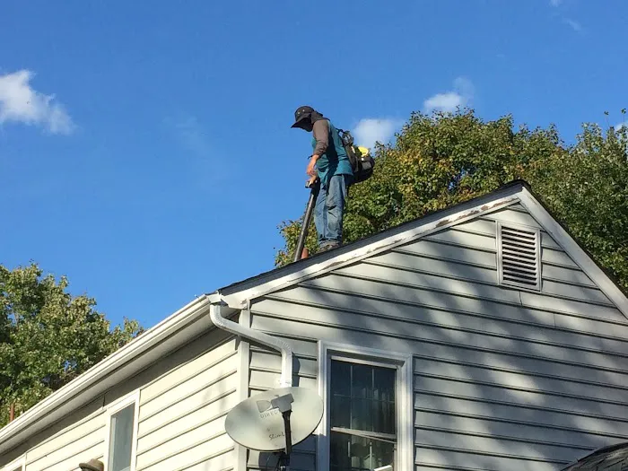 Summit Roofing Contractors Picture 1