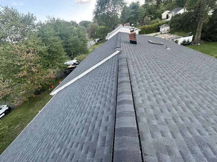 Impressive pro Roofing, Siding And Gutters Picture 2