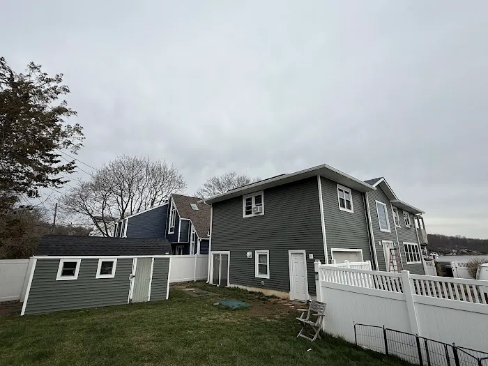 Impressive pro Roofing, Siding And Gutters Picture 4