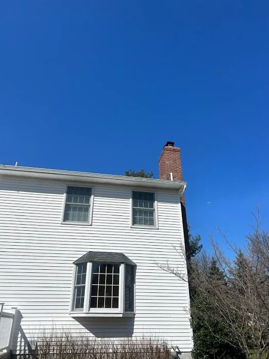 UE Construction & Roofing Picture 6