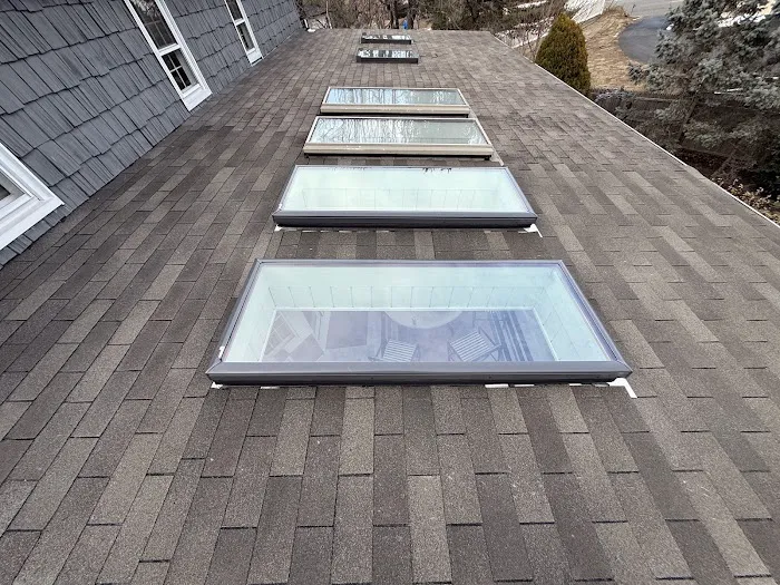 EM Pro Roofing and Siding Picture 10