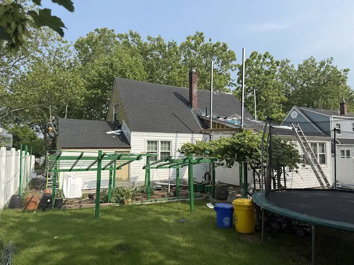 IDEAL ROOFING AND CHIMNEYS Picture 4