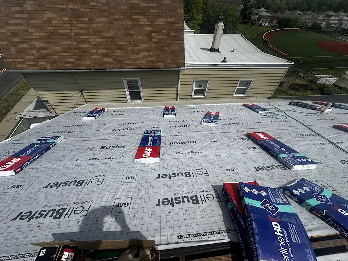 APC Roofing, Siding and Gutters Picture 9