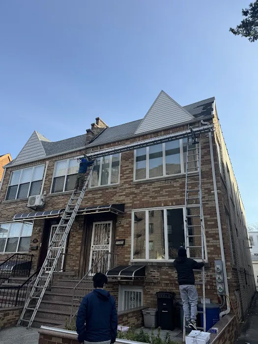 Power Roofing & Siding Manhattan Picture 1