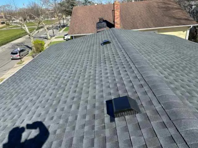 HK Builders: Best Roofing Company in Flushing Picture 2