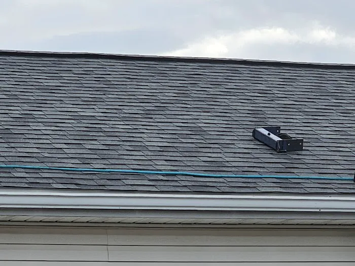 Phil Hodges Jr., ROOFING & CONSTRUCTION - Roofing, Decks, Kitchens, Bathrooms Picture 3