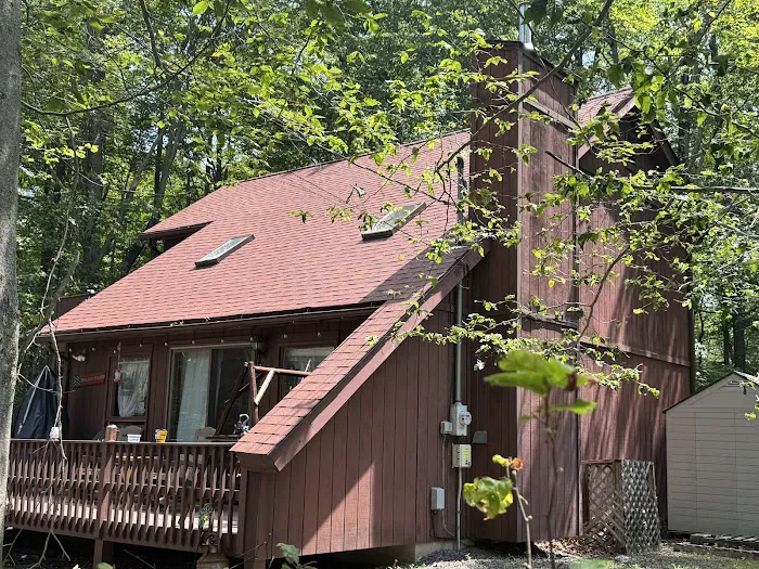 Crooked Ladder Roofing of NEPA Picture 3