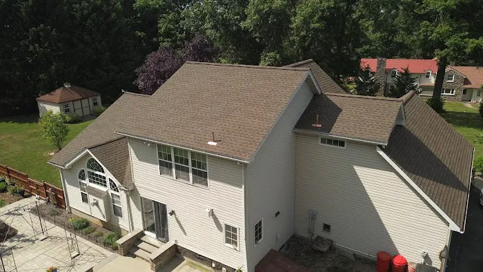 Bachman's Roofing Picture 7