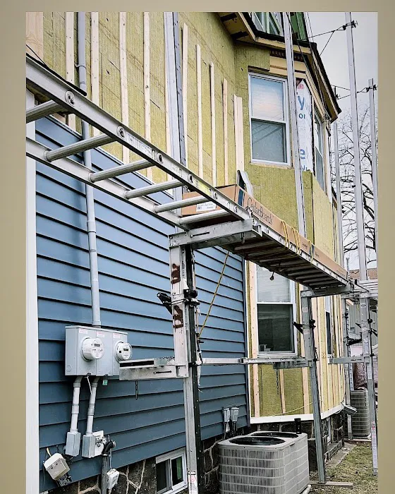 London Construction Services - Siding & Roofing Picture 2
