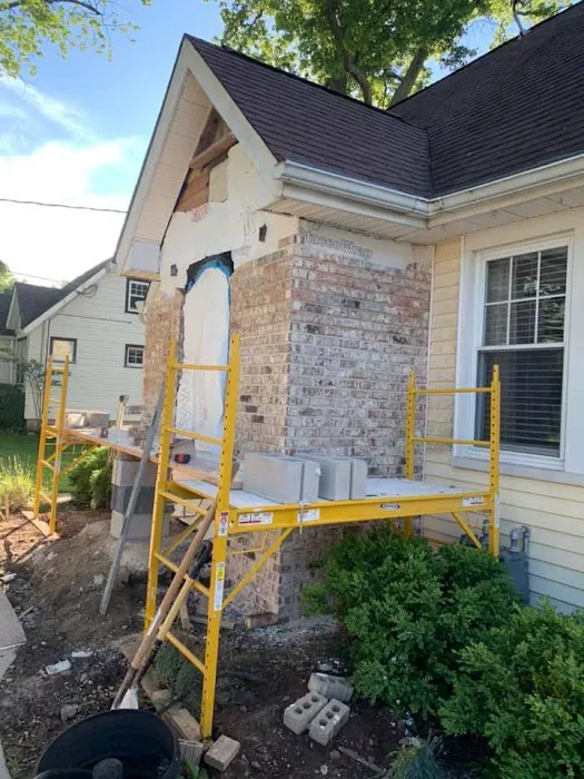 London Construction Services - Siding & Roofing Picture 5