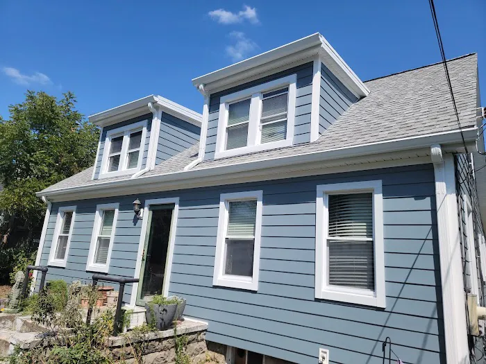 B&R SIDING INC Picture 10