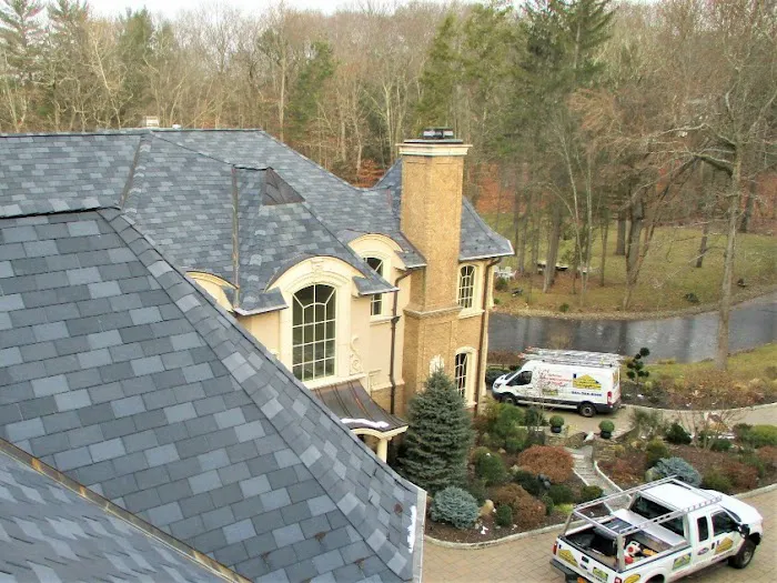 Segelman Shaw Roofing, Siding & Gutters Picture 2