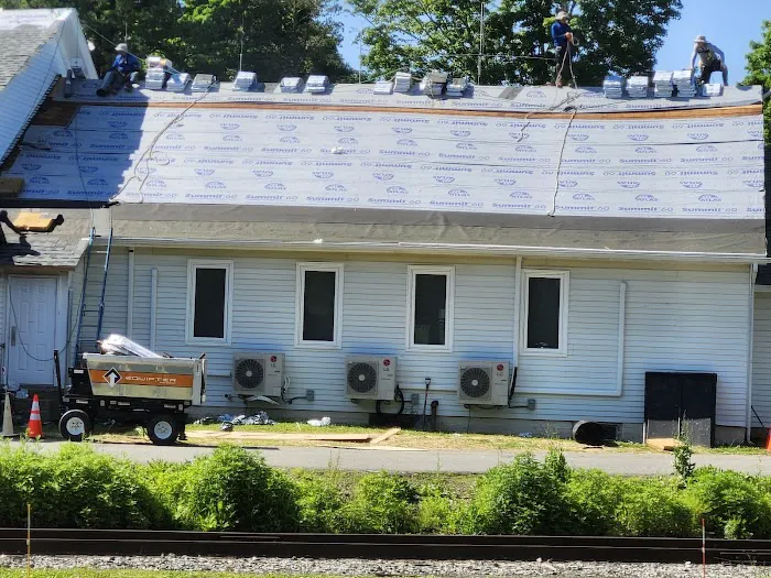 Roff Roofing & Renovations LLC Picture 2