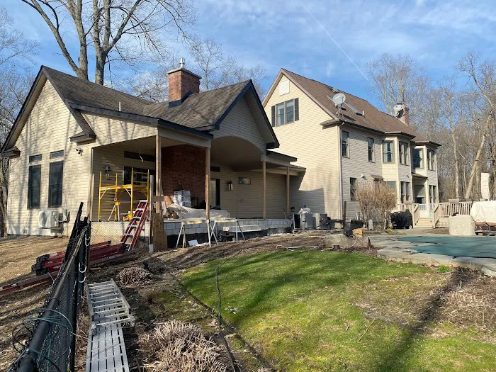 J&J SIDING LLC Picture 10