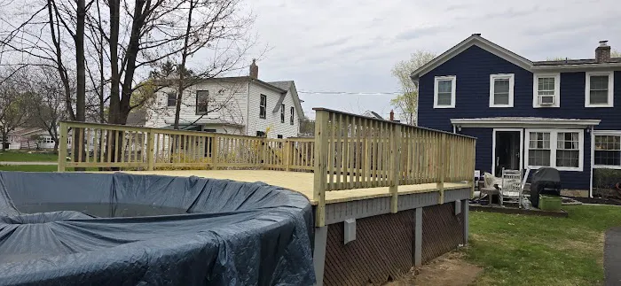 Four J's Contracting & Roofing Picture 1