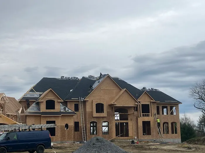 Royale Roofing & Chimney Picture 7