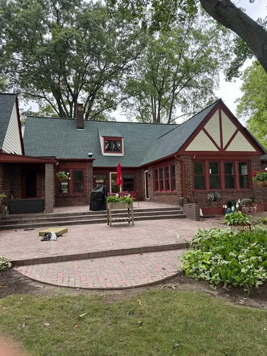 K & K Roofing Picture 1