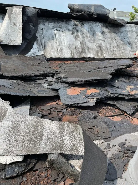 Emily Home Improvement & Gutter Installation Picture 7