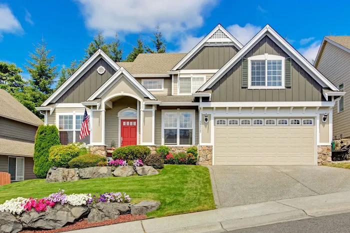Home Genius Exteriors Picture 9