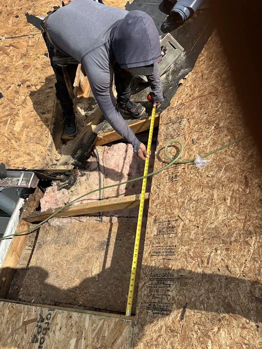 Lorenzo's Roofing & Construction LLC Picture 7
