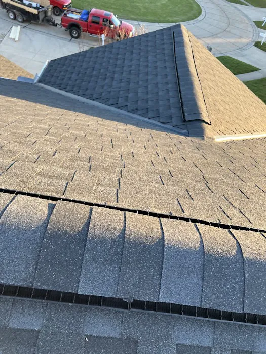 Lorenzo's Roofing & Construction LLC Picture 9