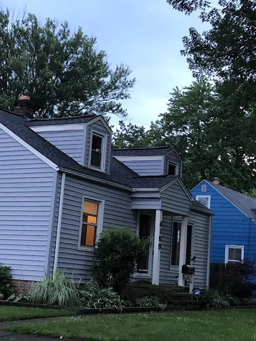 Royalty Roofing Picture 2