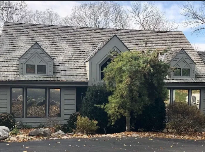 Hometown Roofing and Construction Picture 2