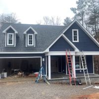 L & J ROOFING ico