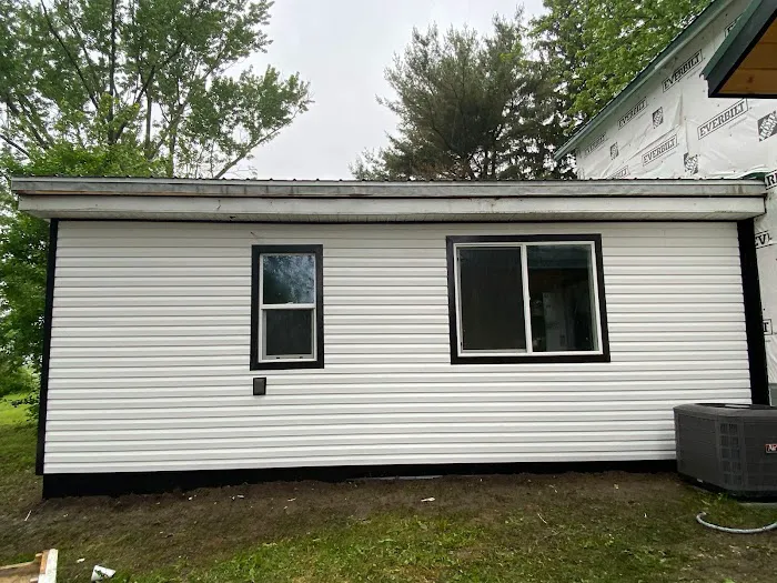 L & J ROOFING Picture 5