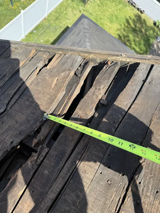 L & J ROOFING Picture 7