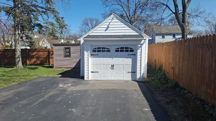 Oaks Roofing & Siding Picture 3