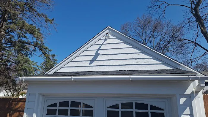Oaks Roofing & Siding Picture 4