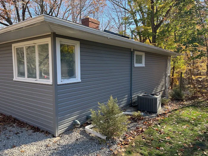 Oaks Roofing & Siding Picture 8