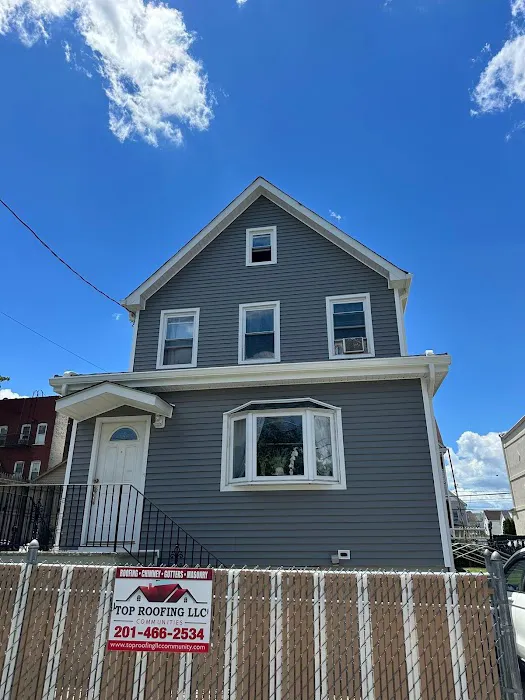 Top Roofing LLC Picture 2