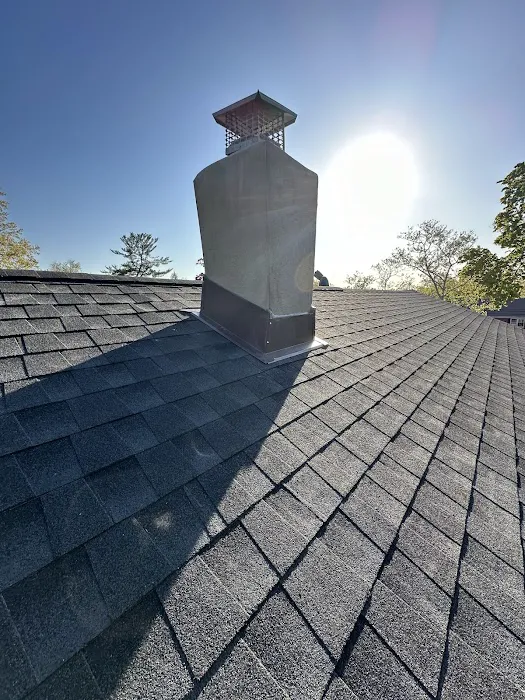 Monarch roofing&construction Picture 3