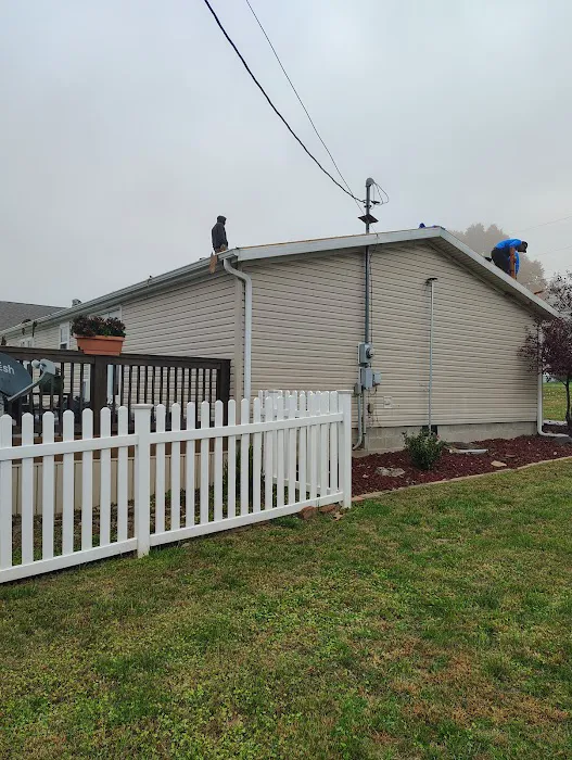 E & E Exteriors LLC Picture 4