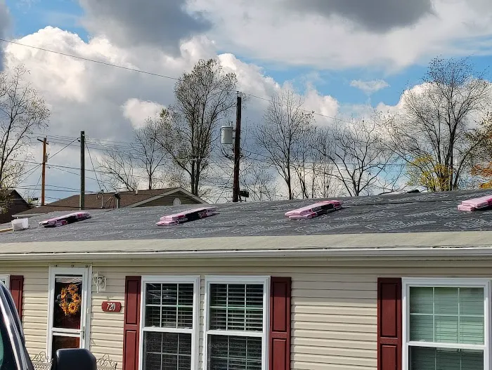 E & E Exteriors LLC Picture 2