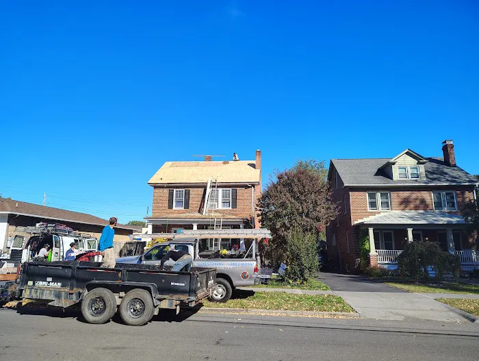 E & E Exteriors LLC Picture 10